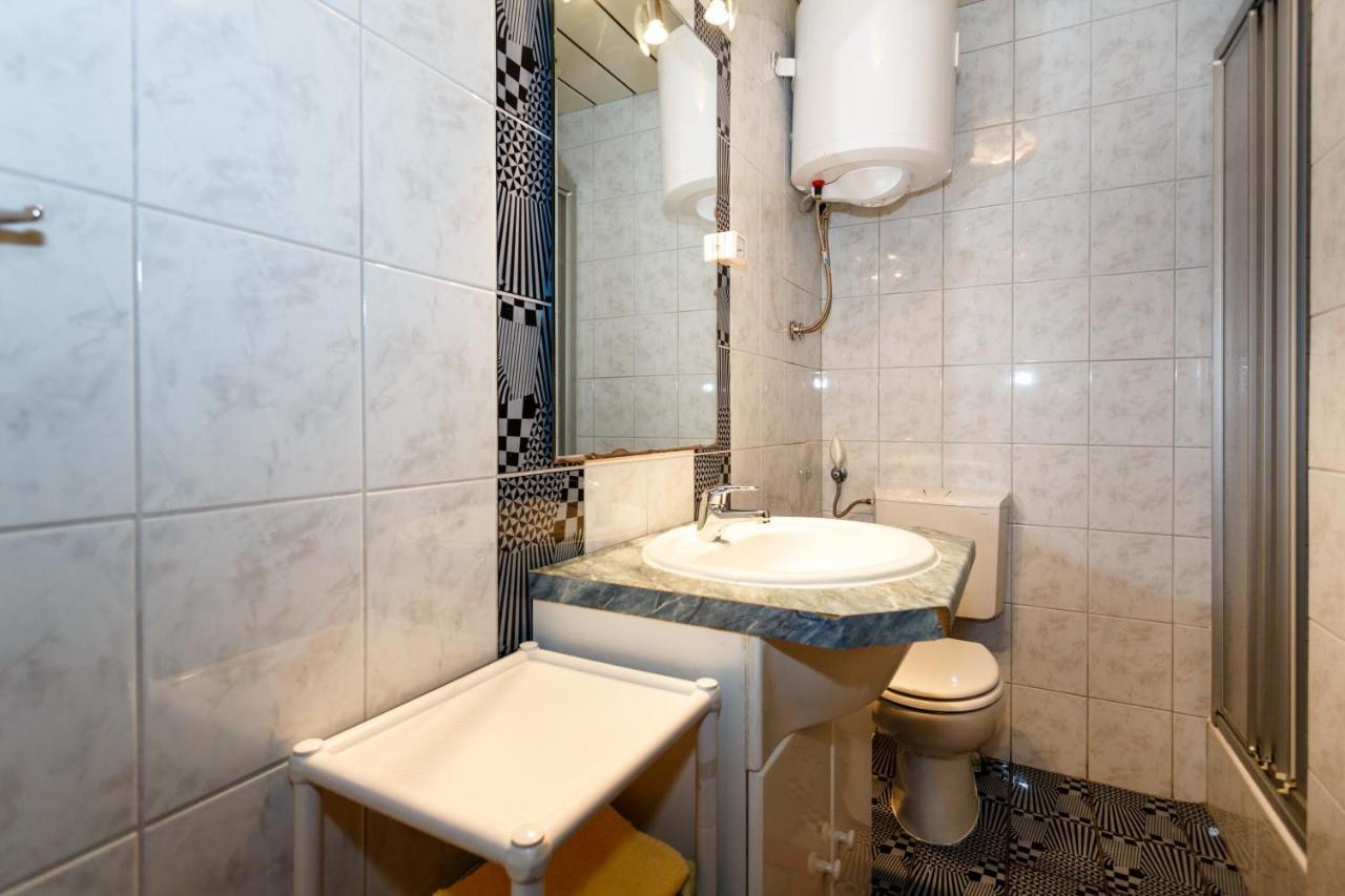Apartmani Mili มาลินสกา ภายนอก รูปภาพ