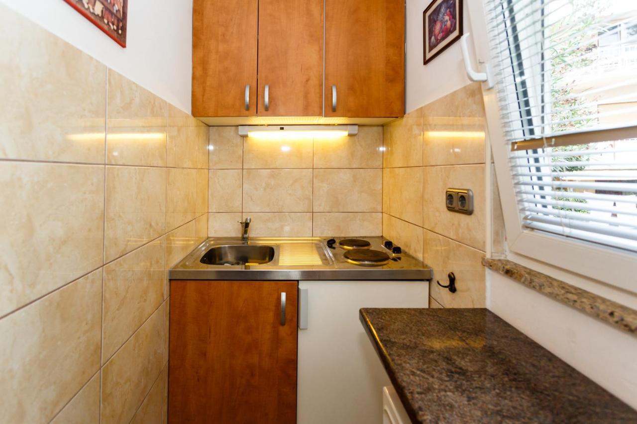 Apartmani Mili มาลินสกา ภายนอก รูปภาพ