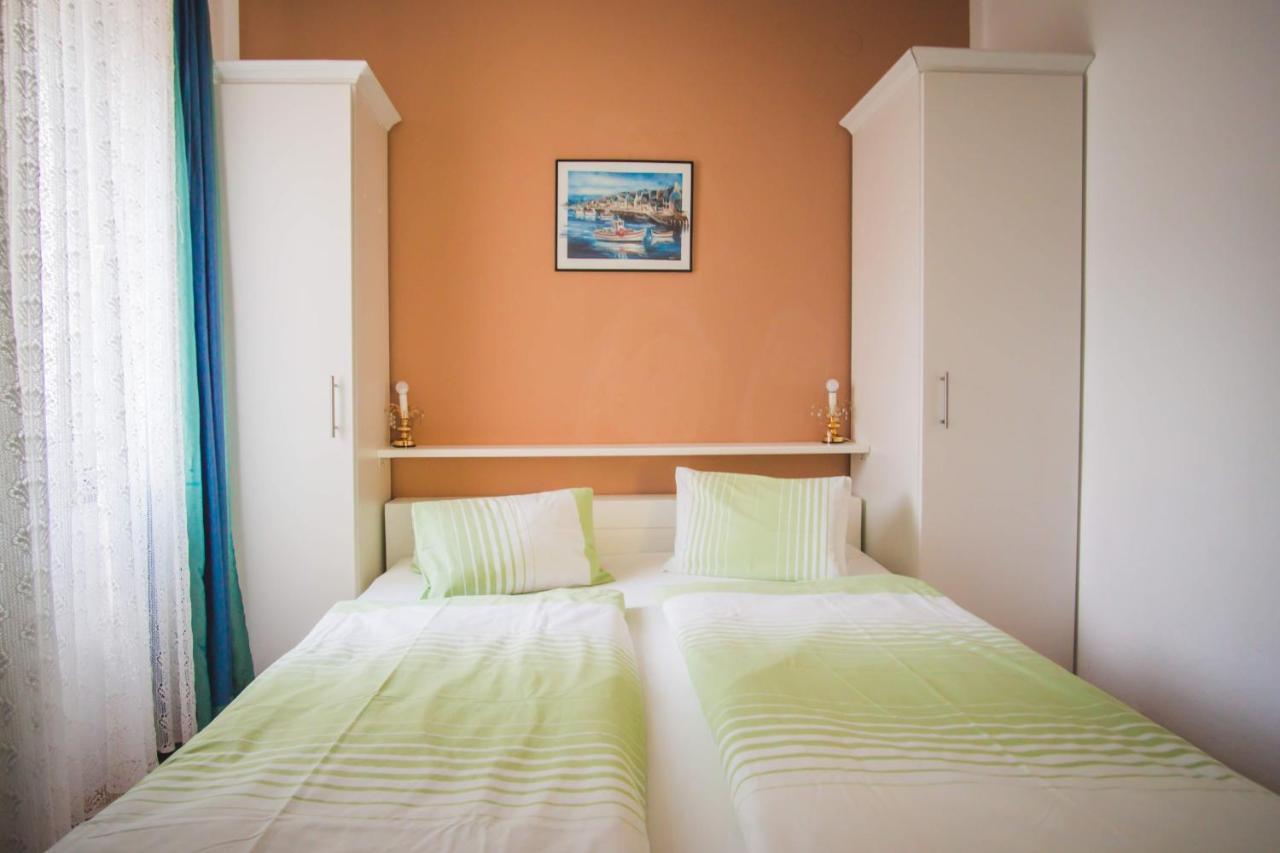 Apartmani Mili มาลินสกา ภายนอก รูปภาพ